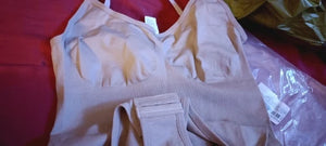 A7200cdec45914618b7e62744a5d2ef61A.jpg