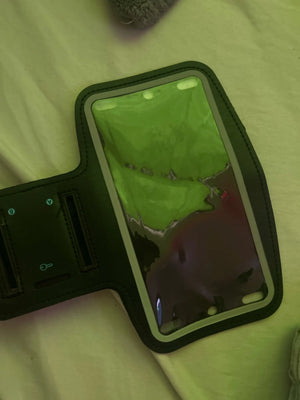 Ae6302e525ec84592a94038d7fc8afb6bj.jpg